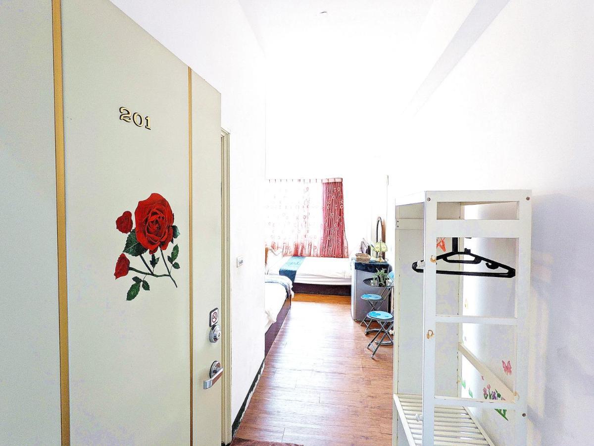 Yeshome 亞馨&奇雅居聯合民宿 Ji'an Buitenkant foto